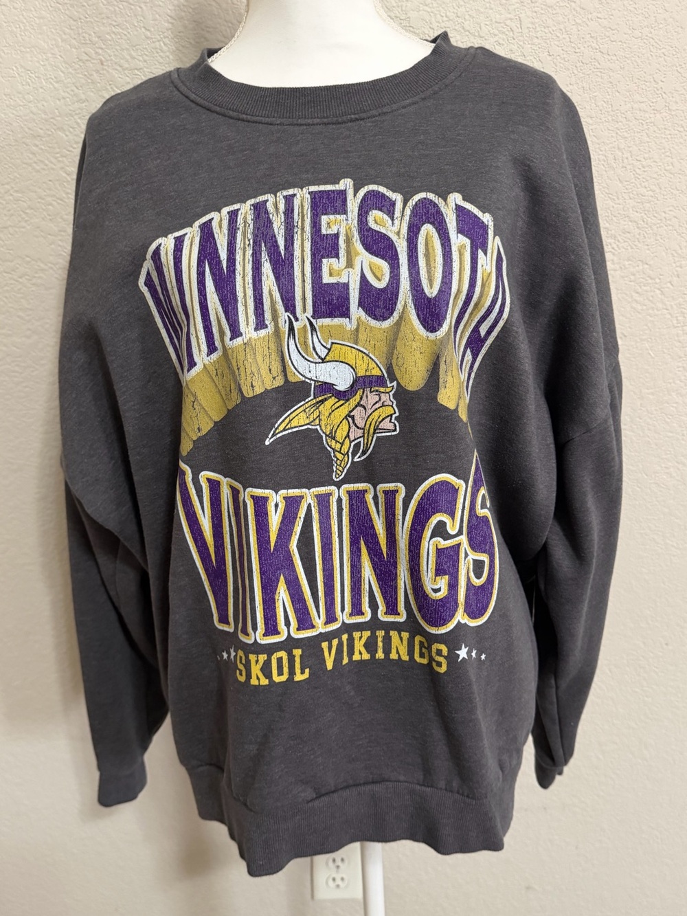 Minnesota Vikings Charcoal Crewneck Sweatshirt - Men's